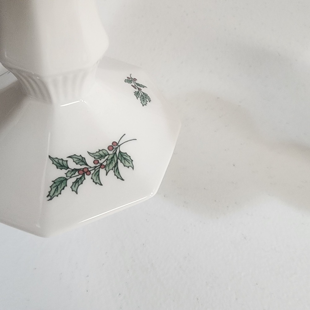 Pair of Nikko Japan Christmastime Candlestick Holders Holiday Decor Christmas - Picture 4 of 10